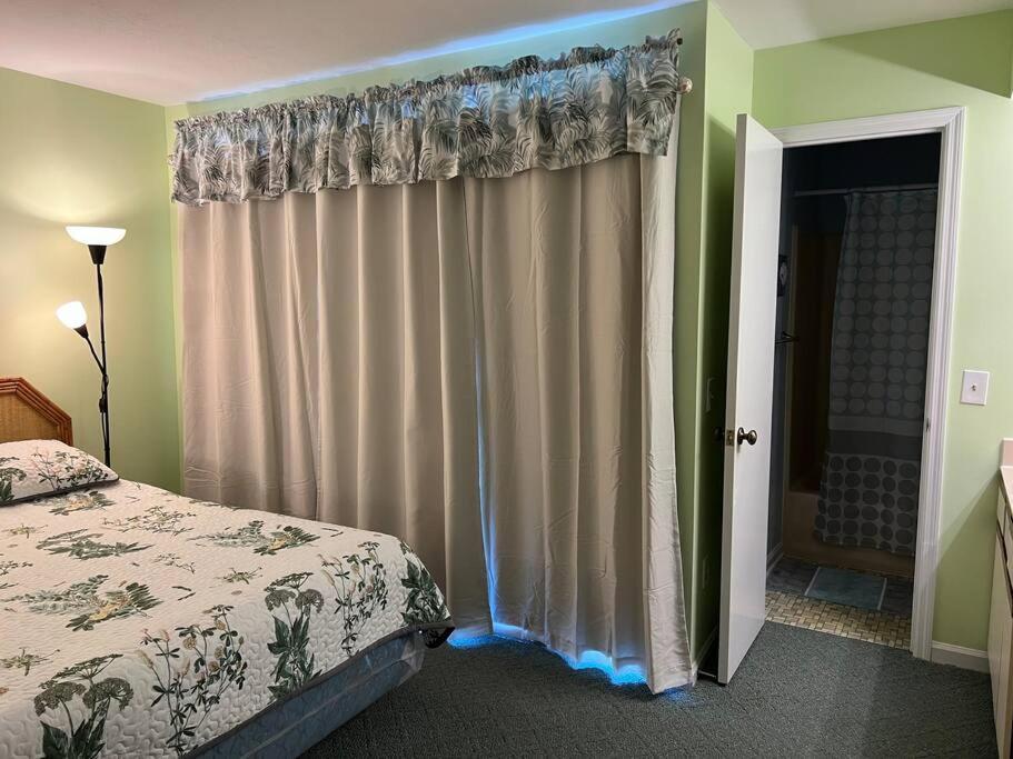 Lovely 2-Bedroom Condo With Pool Myrtle Beach Extérieur photo