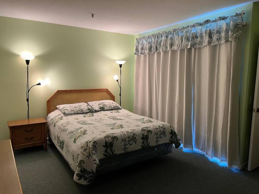 Lovely 2-Bedroom Condo With Pool Myrtle Beach Extérieur photo